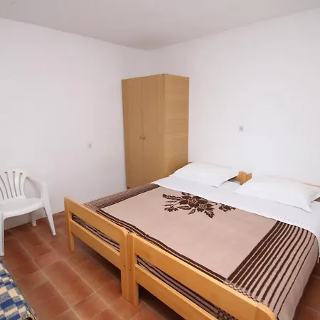 Seaside Secluded Apartments Cove Rapak, Hvar - 8767 Apartment Gdinj